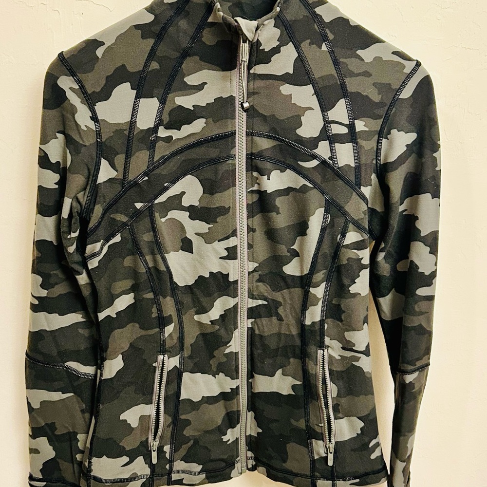 Lululemon Define camouflage